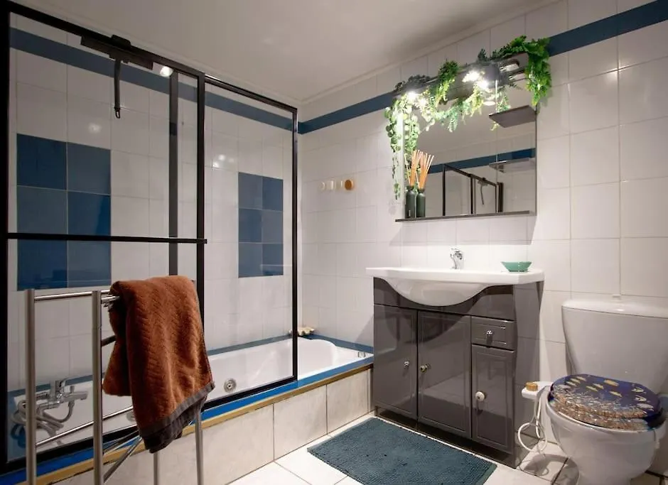 Appartement T3 70M2 Lumineux Proche De La Gare Annecy 0*,  France